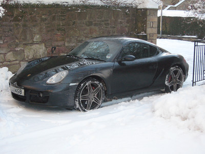 Porsche stuck in the drive in Edinbrugh 